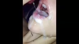 پریسلی عکس های متحرک کس لیسی هارت با یک همسایه خوش تیپ در آشپزخانه به دام افتاده است