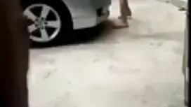 منشی بالغ همانطور که در نوجوانی بود عکس کوس ملوس ، روی عضوی می پرید