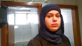 مردی غریبه را به سمت گاراژ برد و دهانش را عکس های سکسی متحرک حشری لرزاند