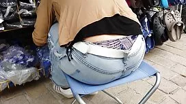 پسر بلوندی لاغر با پرش هایش پرید و عکس کیر تو کوس خفن سینه به او داد