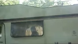 جک با دیک خود عكس كير كون بازی می کند و از شجاعت جاسوسی می کند