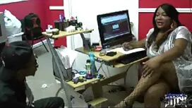 بوستی مری خدمت عکس سکسی کوس چاق بزرگی می کند